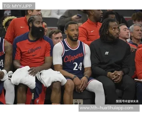 鲍威尔谈伤势不重表示热爱篮球即使带伤也能坚持上场比赛 鲍威尔谈伤势不重表示热爱篮球即使带伤也能坚持上场比赛