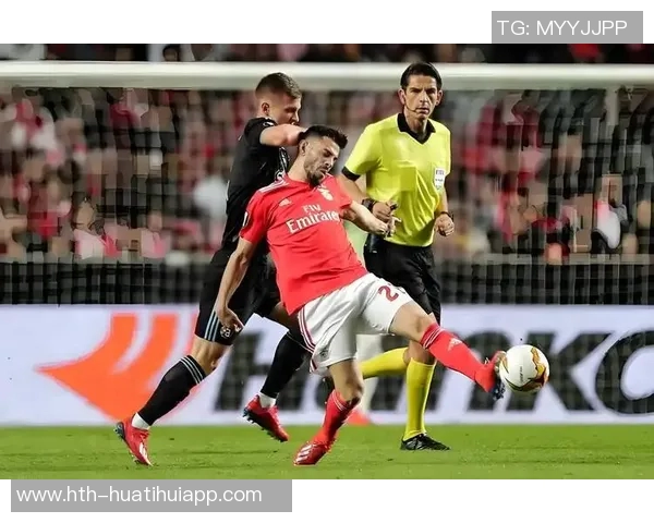 欧冠小组赛第四轮综述拜仁阿森纳国米强势全胜本菲卡贾府遭遇全败困境