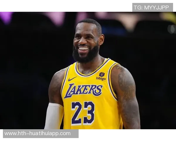 里夫斯坚定信心称球队需团结一心如老詹所言共同争胜 里夫斯坚定信心称球队需团结一心如老詹所言共同争胜